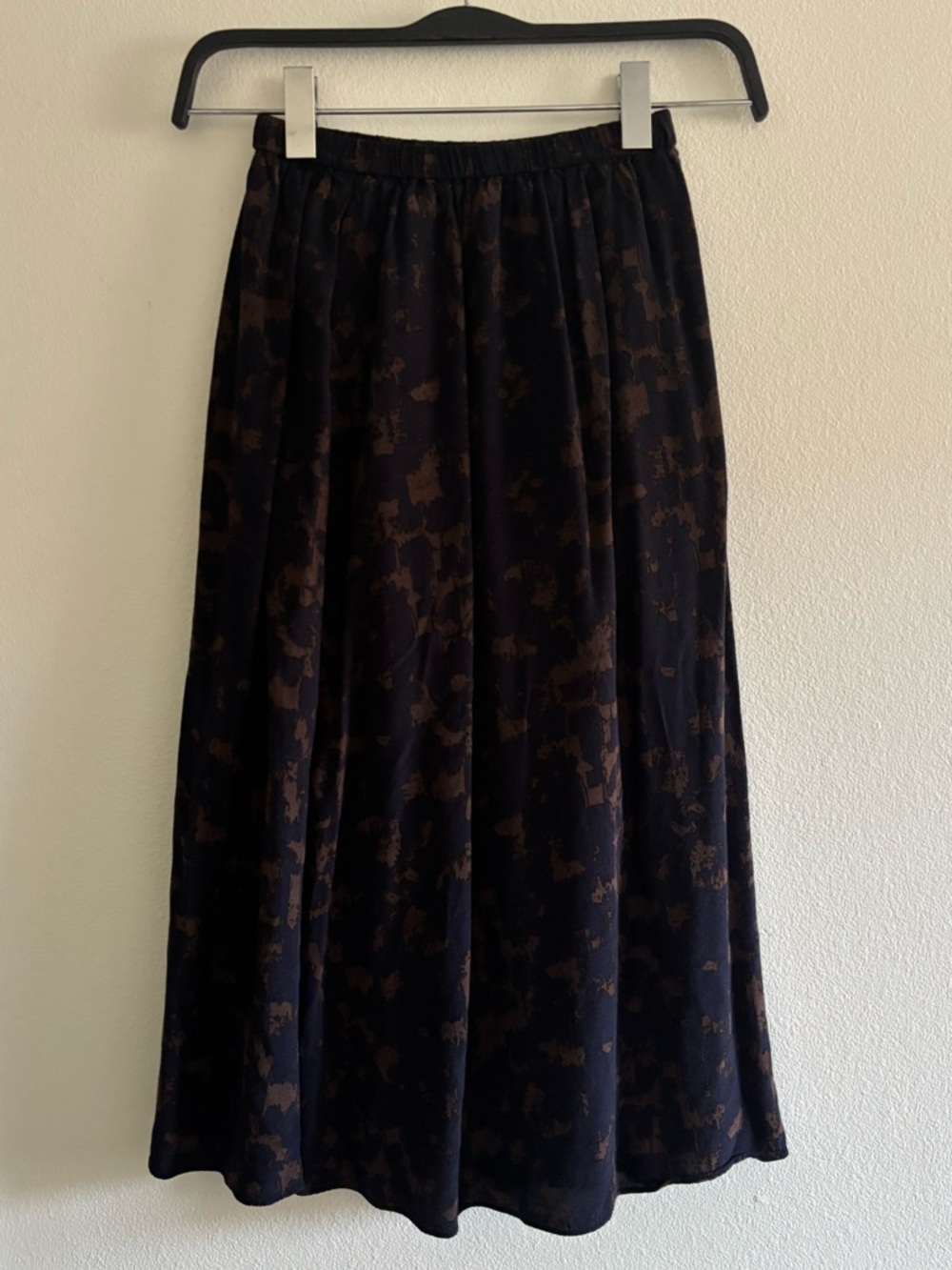 Uniqlo Navy Blue Brown Abstract Print Midi Skirt XS